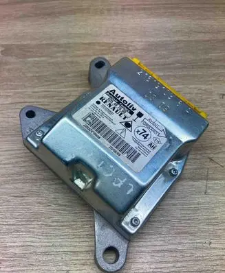 Renault Laguna II Airbag control unit/module 605487600 770107531