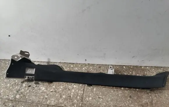 Mercedes-Benz E W212 (D) pillar trim (bottom) 