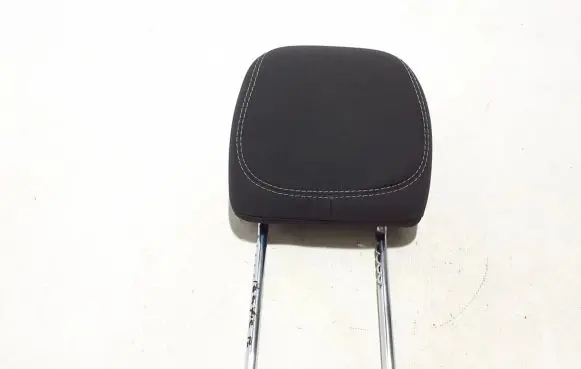 Chrysler Pacifica Front seat headrest 