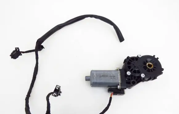 Audi Q5 SQ5 Seat adjustment motor 0390203470