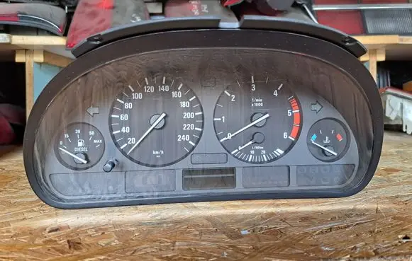 BMW 5 E39 Speedometer (instrument cluster) 62116914913 6914913 110008735135