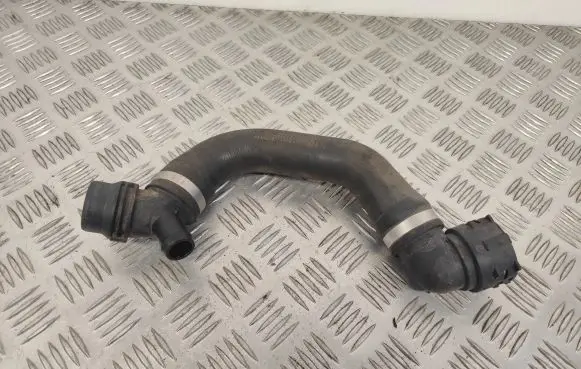 Mercedes-Benz E W213 Engine coolant pipe/hose A2135014100