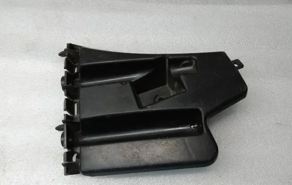 Volvo S60 Front bumper mounting bracket 30796625 BP8BA
