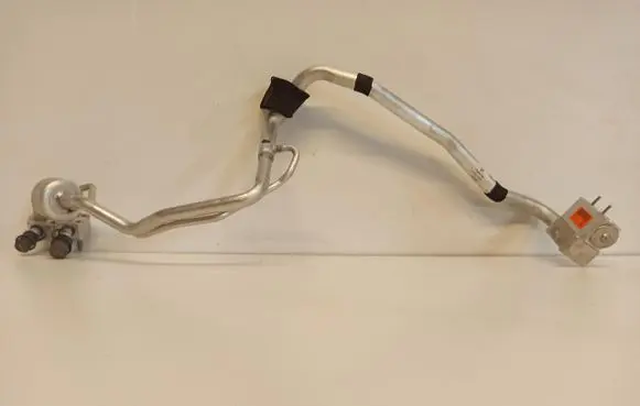 Volvo S90, V90 Air conditioning (A/C) pipe/hose 31694236