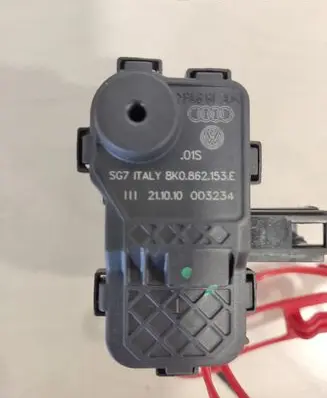 Porsche Cayenne (92A) Fuel tank cap lock 8K0862153E