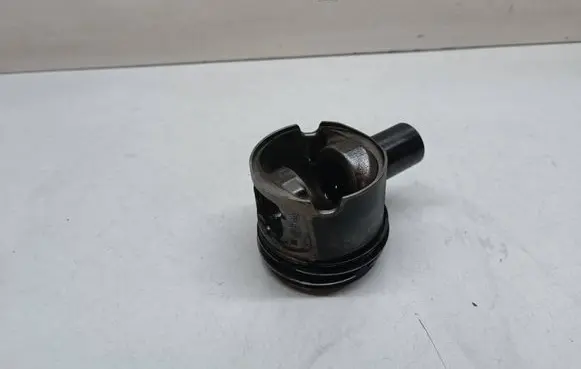 BMW 3 E92 E93 Piston 084088
