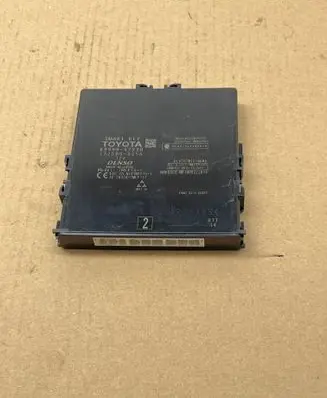 Toyota Prius (XW50) Keyless (KESSY) go control unit/module 8999047220