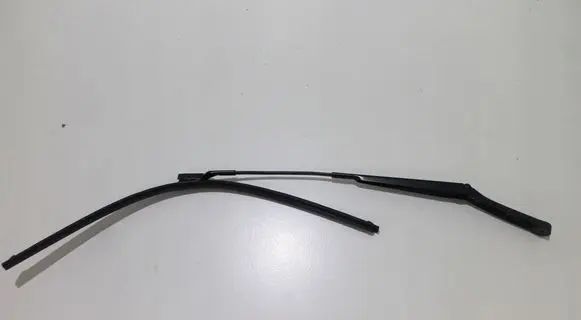 Volkswagen Crafter Front wiper blade arm