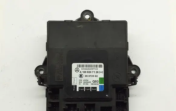 Mercedes-Benz A W169 Door control unit/module A1698207126 05072302 02044204297103