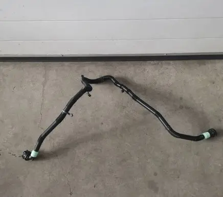 Tesla Model Y Electric car engine cooling hoses/pipes 162880900B