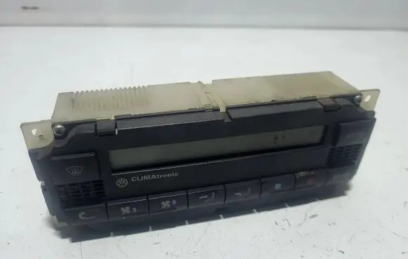 Volkswagen Golf IV Climate control unit 3B1907044B 5HB00761710
