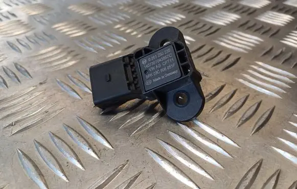 Volkswagen Up Air pressure sensor 03C906051F 0261230235