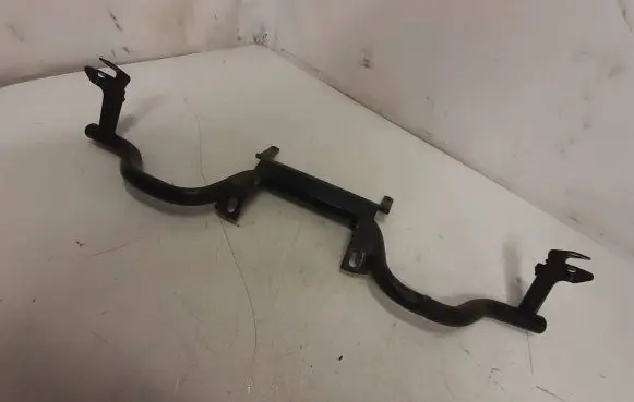 Land Rover Range Rover Sport L494 Radiator mount bracket HY3217K898AA