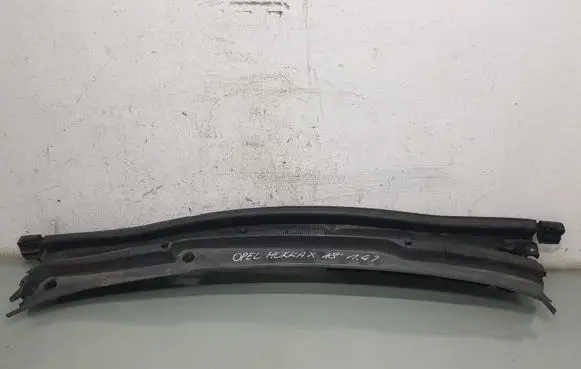 Opel Mokka X Wiper trim