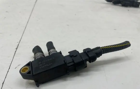 Exhaust gas pressure sensor