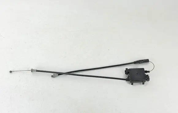 Audi A1 Engine bonnet/hood lock release cable 82A823531