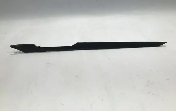 Volkswagen Golf VIII Front door trim bar 