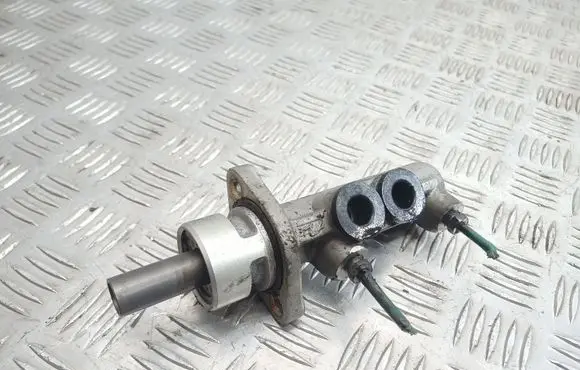 Renault Scenic I Master brake cylinder
