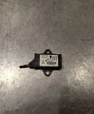 Mitsubishi Outlander Antenna control unit CCAB06LP2870T1 MN141583 2006DJ1880