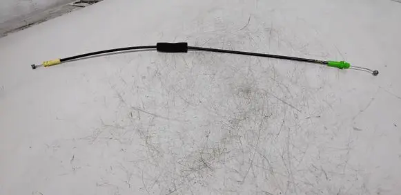 Lexus CT 200H Rear door cable line 