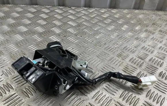 Lexus NX Loading door lock 860407