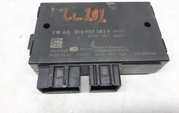 Skoda Superb B6 (3T) Tow bar trailer control unit/module 