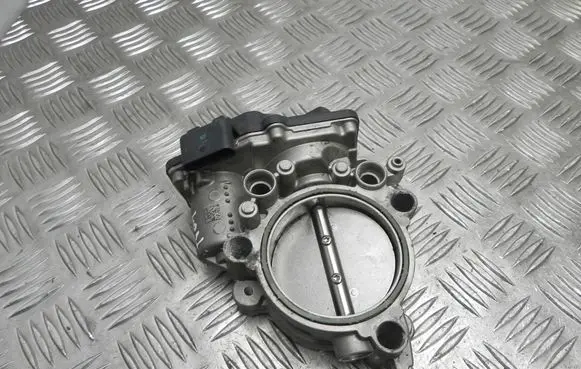 BMW 3 F30 F35 F31 Throttle body valve 8623324 VD19766