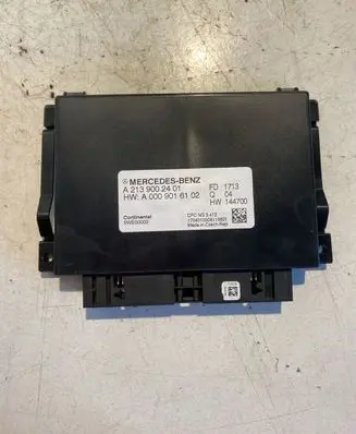 Mercedes-Benz E W213 Engine control unit/module ECU A2139002401 A0009016102