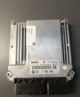 BMW 5 E60 E61 Engine control unit/module 0281011886 1039S09353 7798506