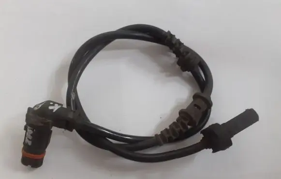 Mercedes-Benz A W169 ABS brake wheel speed sensor 2105407681 A1695401417