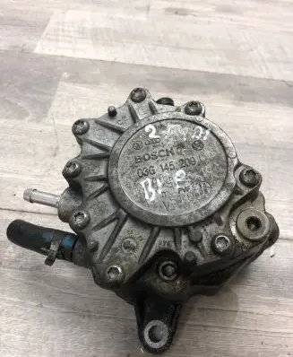 Vacuum pump