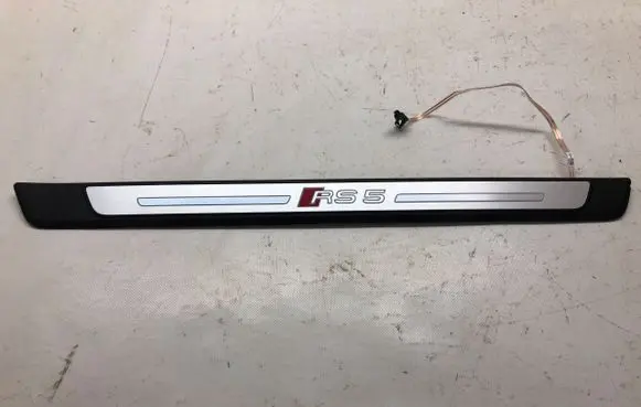 Audi RS5 Front sill trim cover 8W0947418C