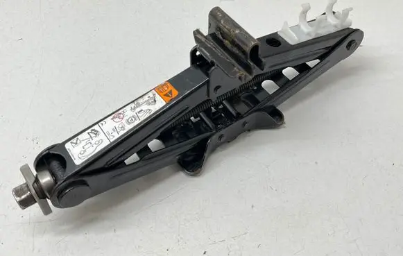 Ford Mondeo MK V Lift Jack ES7C17A078AA