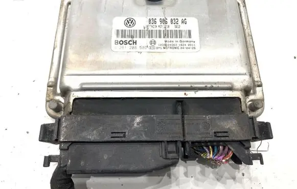 Volkswagen Golf V Engine control unit/module ECU 036906032AG
