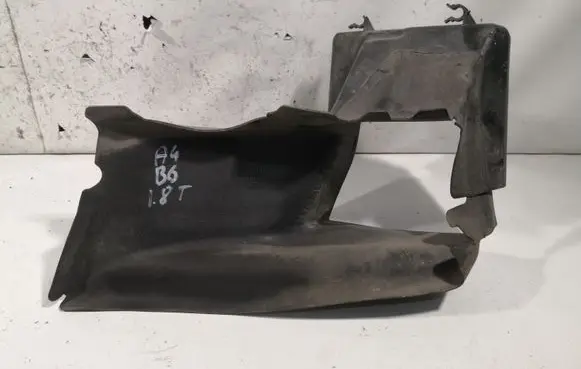 Audi A4 S4 B6 8E 8H Intercooler air channel guide 8E0117335C