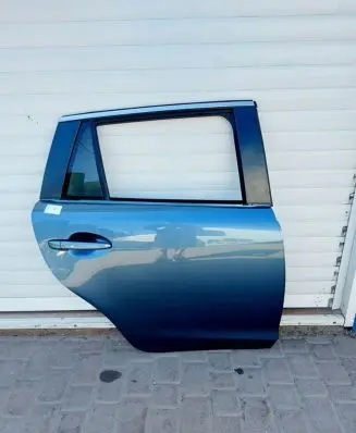 Mazda 6 Rear door