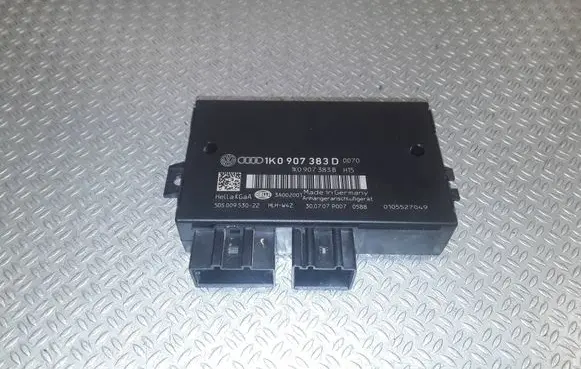 Volkswagen Golf Plus Tow bar trailer control unit/module 1K0907383D