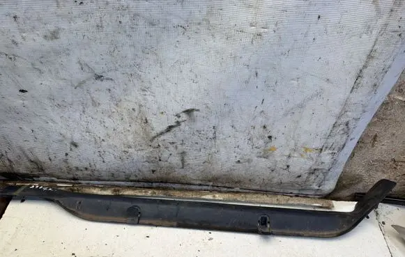 Volkswagen Sharan Rear sill trim cover 7M0853371G