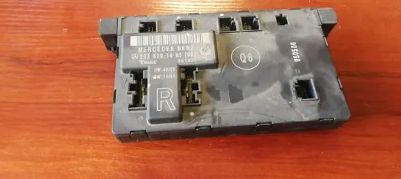 Mercedes-Benz E W210 Door control unit/module A2038201485