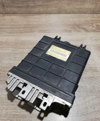 Volkswagen Golf IV Engine control unit/module ECU 0261200701 1H0907311