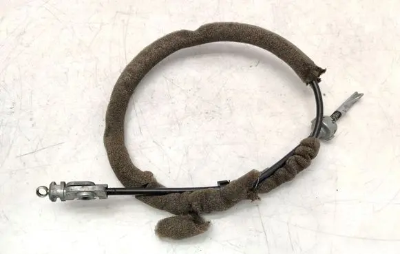 Audi A6 S6 C5 4B Gear shift cable linkage 8D1713575