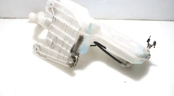 Skoda Octavia Mk3 (5E) Windshield washer fluid reservoir/tank 