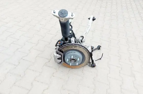 Tesla Model Y Stub axle 1288416-00-A