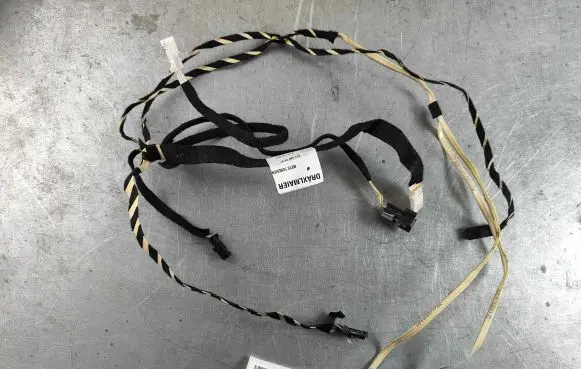 Mercedes-Benz S W221 Front door wiring loom/harness boot 2215402807