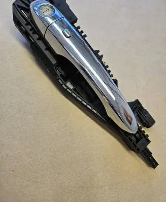 Maserati Ghibli Tailgate handle with camera 68225799AA 670030183