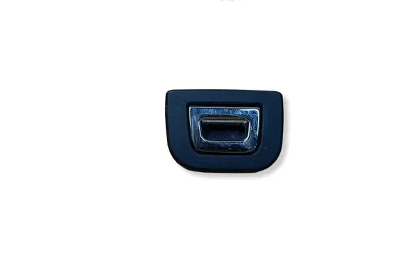 BMW 5 F10 F11 Tie down hook / loop 7193695