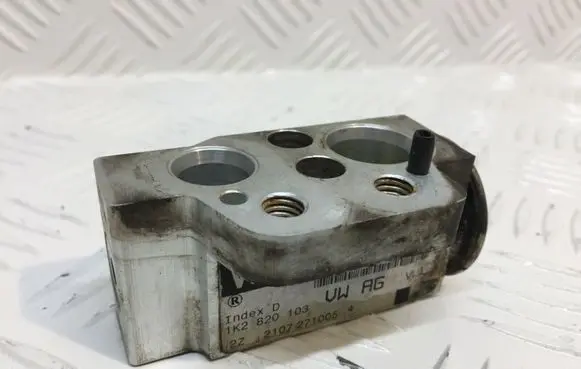 Audi A3 S3 8P Air conditioning (A/C) expansion valve 1K0820679
