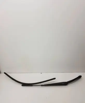 Mercedes-Benz A W176 Windshield/front glass wiper blade A1768200044