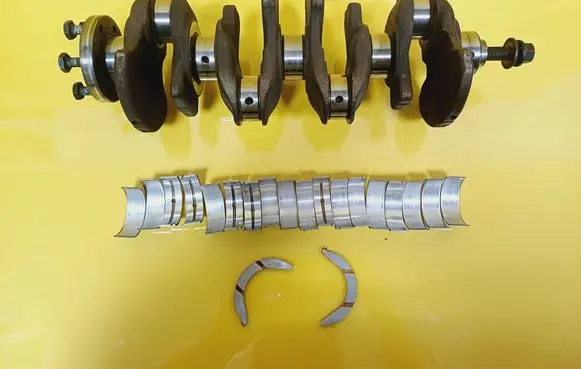 Peugeot 207 Crankshaft 1588460