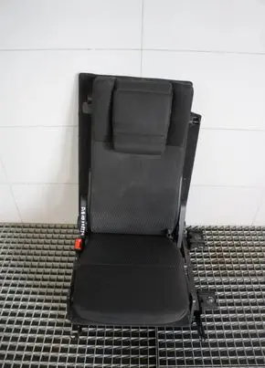 Land Rover Discovery 4 - LR4 Third row seats 